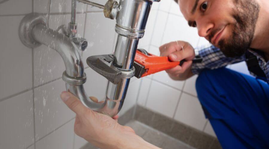 Expert burst pipe repair services in Ramsey, IN
